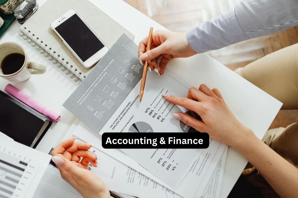 Accounting & Finance