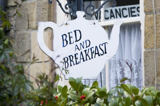 What to Expect at a Bed and Breakfast