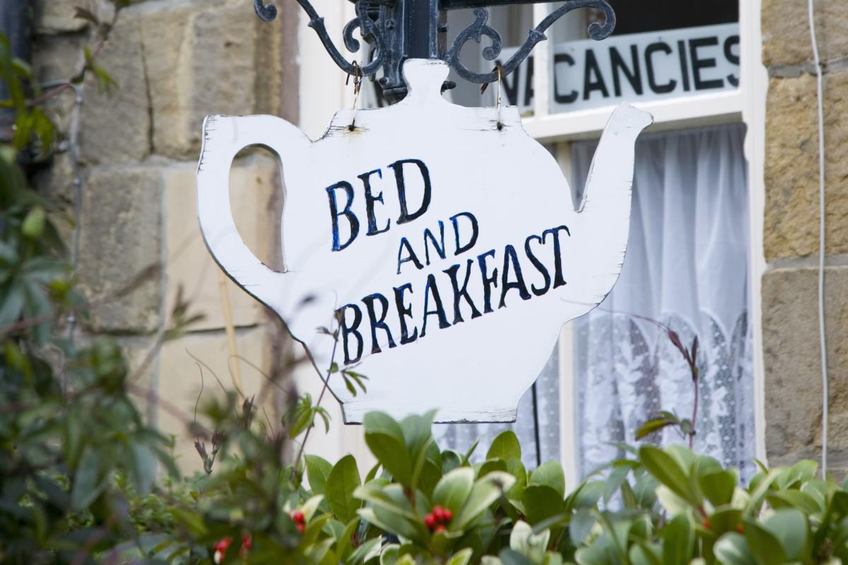 What to Expect at a Bed and Breakfast